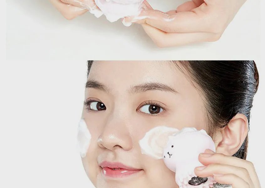 فرشاة السيليكون جيلي فيش لتنظيف المسام برفق وعمق وتدليك البشرة Octopus Facial Brush