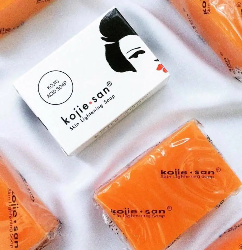 كوجي سان صابون تفتيح البشرة 135 جم Kojie San Soap Bars Skin Lightening Kojic Acid Natural Original Bar Care Soaps (3) الفرق بين صابونة كوجي سان الاصلية والتقليد