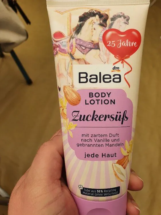 لوشن Balea بالفانيليا واللوز المحمص