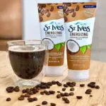 مقشر الوجه بجوز الهند والقهوة من سانت ايفز (ستيفز) st- ives ENERGIZING COCONUT & COFFEE FACE SCRUB 170gm (1)